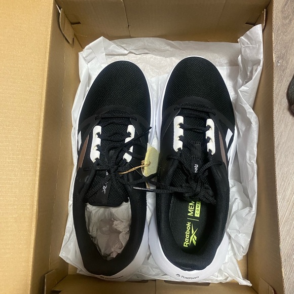 REEBOOK running shoes - Picture 2 of 4